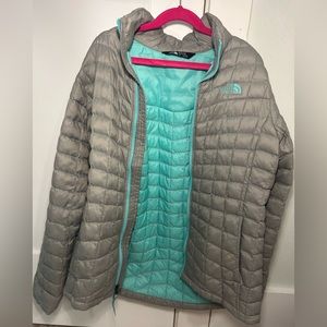 North face out wear jacket